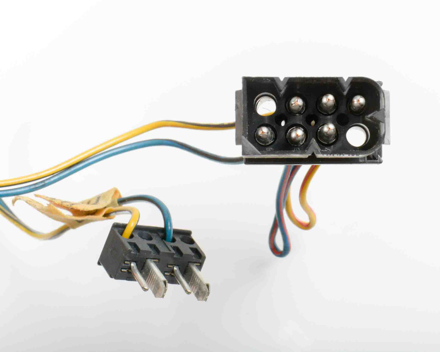 BMW E30 8-Connect Cable Stereo Radio CM 5908 61101388934