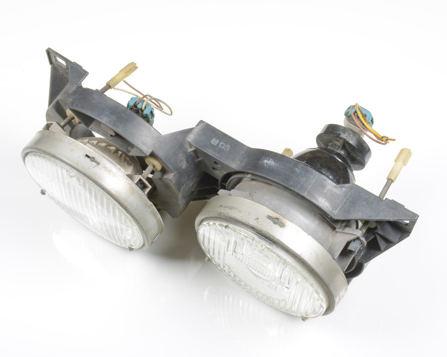 BMW E30 Ellipsoid Headligh Assembly Set 63121385601 63121385602