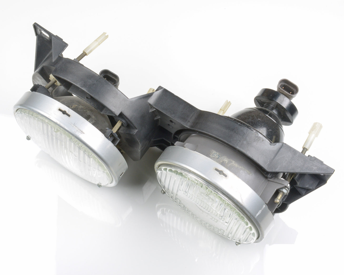 BMW E30 Passenger Side Ellipsoid Headlight Head Light 63121385602