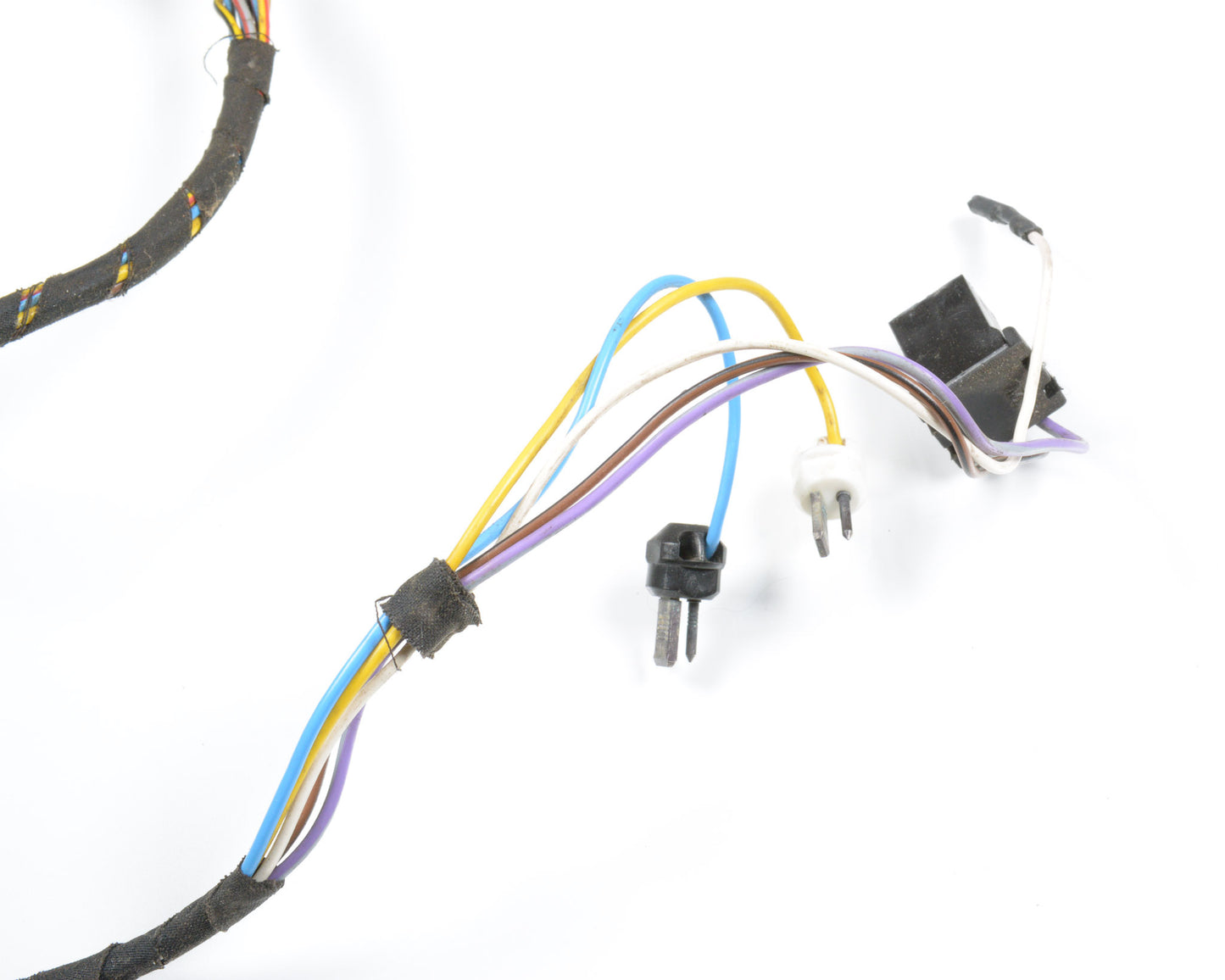 BMW E30 Radio Stereo Wire Harness Connector Pig Tails Model KE-83ZBM