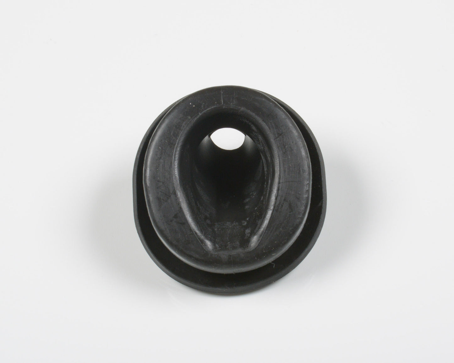 BMW E30 Clutch Master Cylinder Grommet Seal New 21526863043