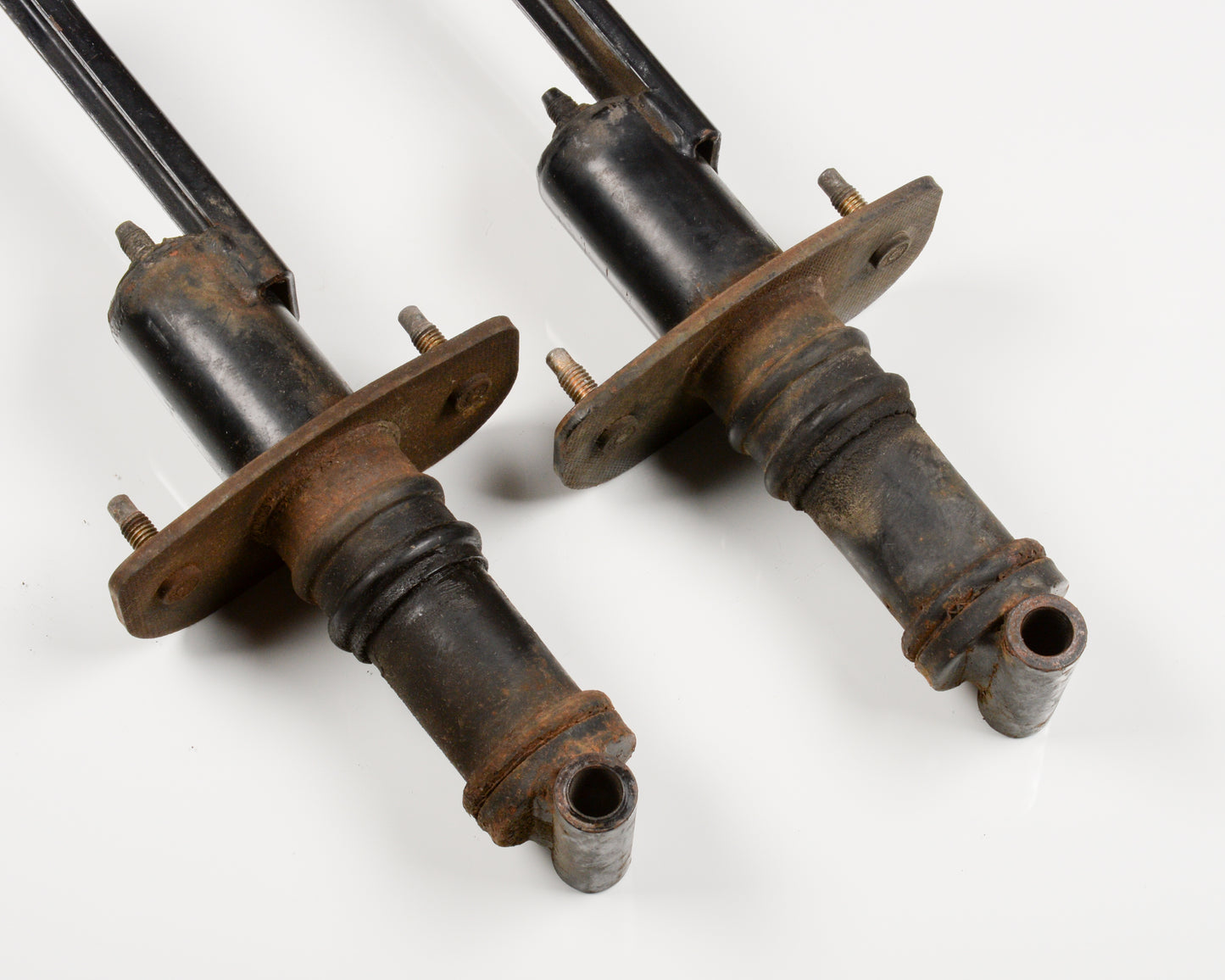 1988-1991 BMW E30 Rear Bumper Shocks Set Convertible 51121971857