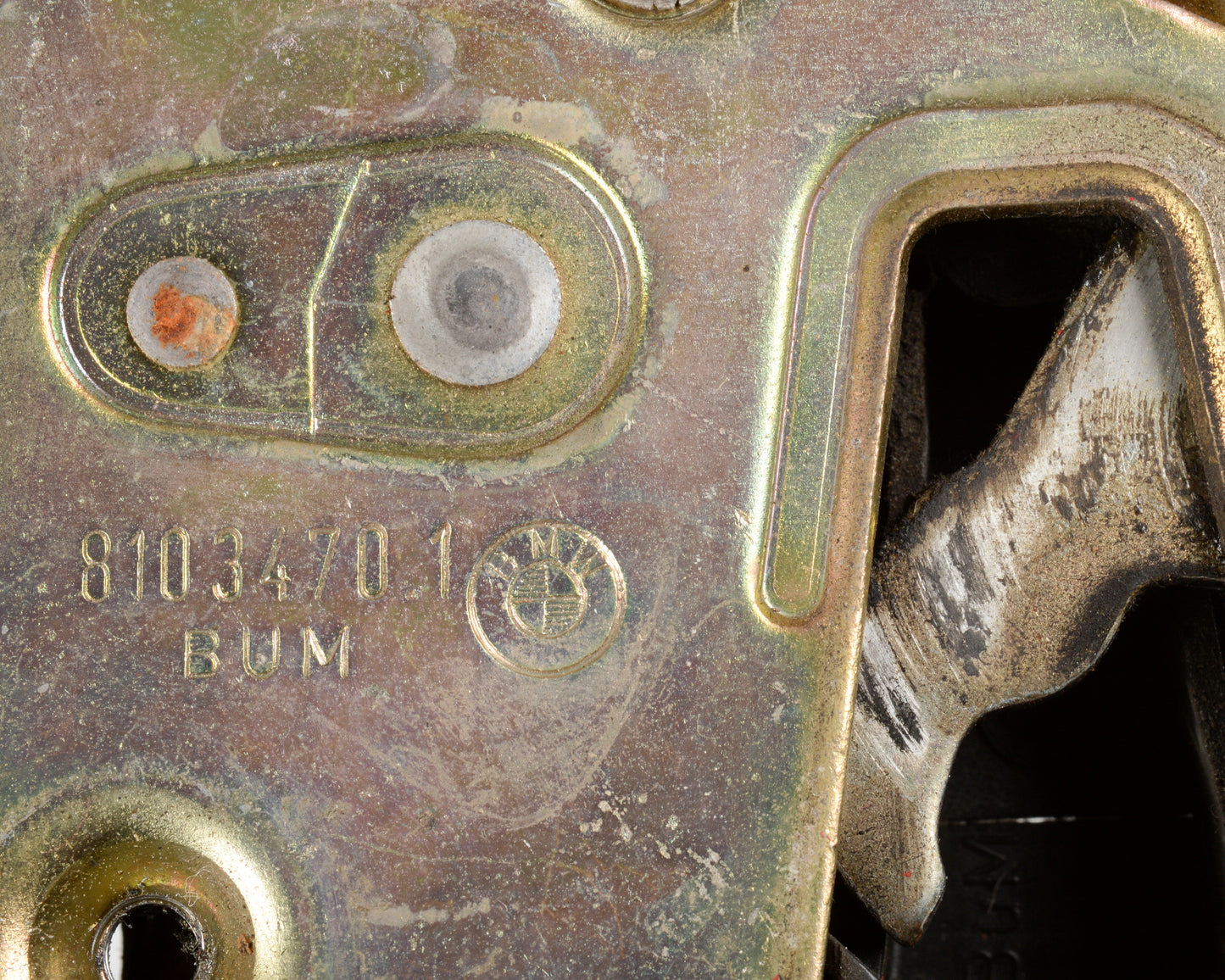 BMW E30 Passenger Front Door Lock Latch 51218103470