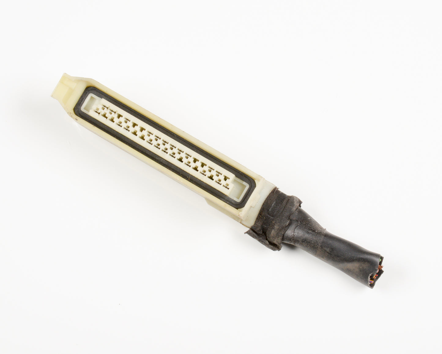 BMW E30 ABS Brake Module Connector Pig Tail