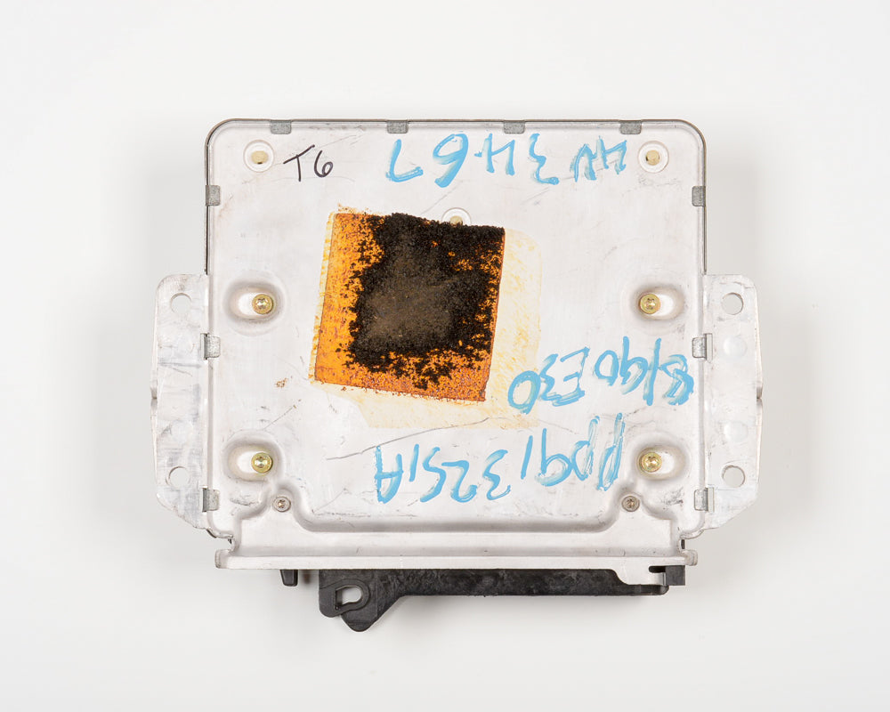 BMW E30 ECU Engine Control Unit Motronic 0261200524 0261200524