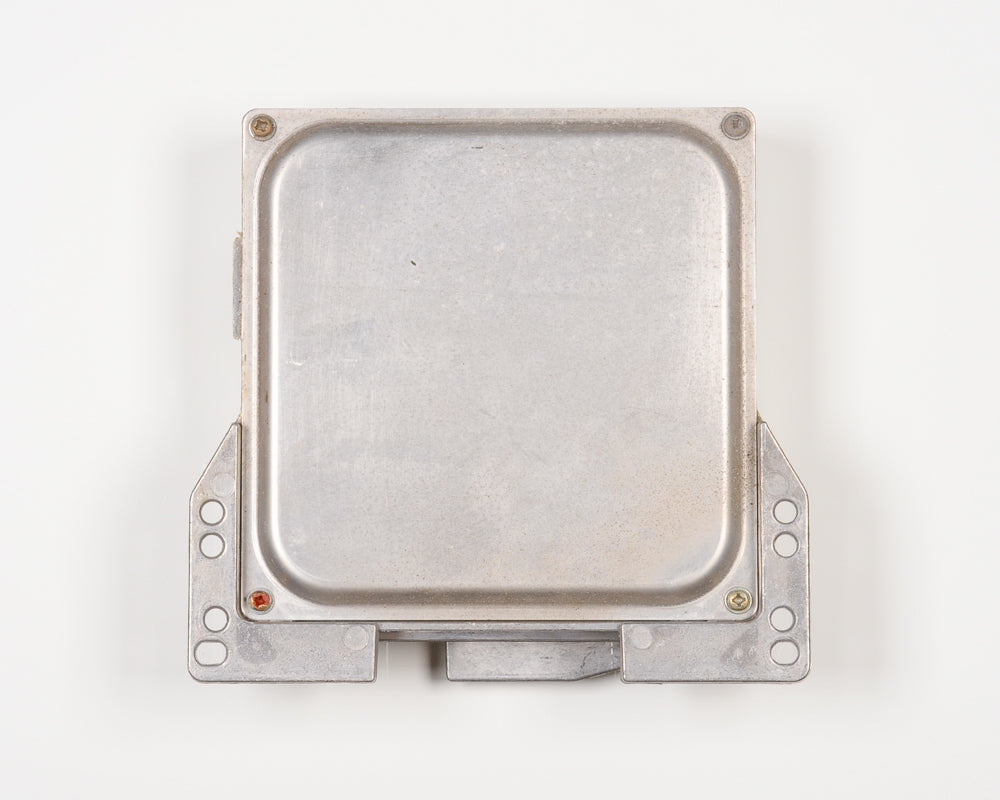 E28 ECU Engine Control Unit Motronic 12141237269 0261200007