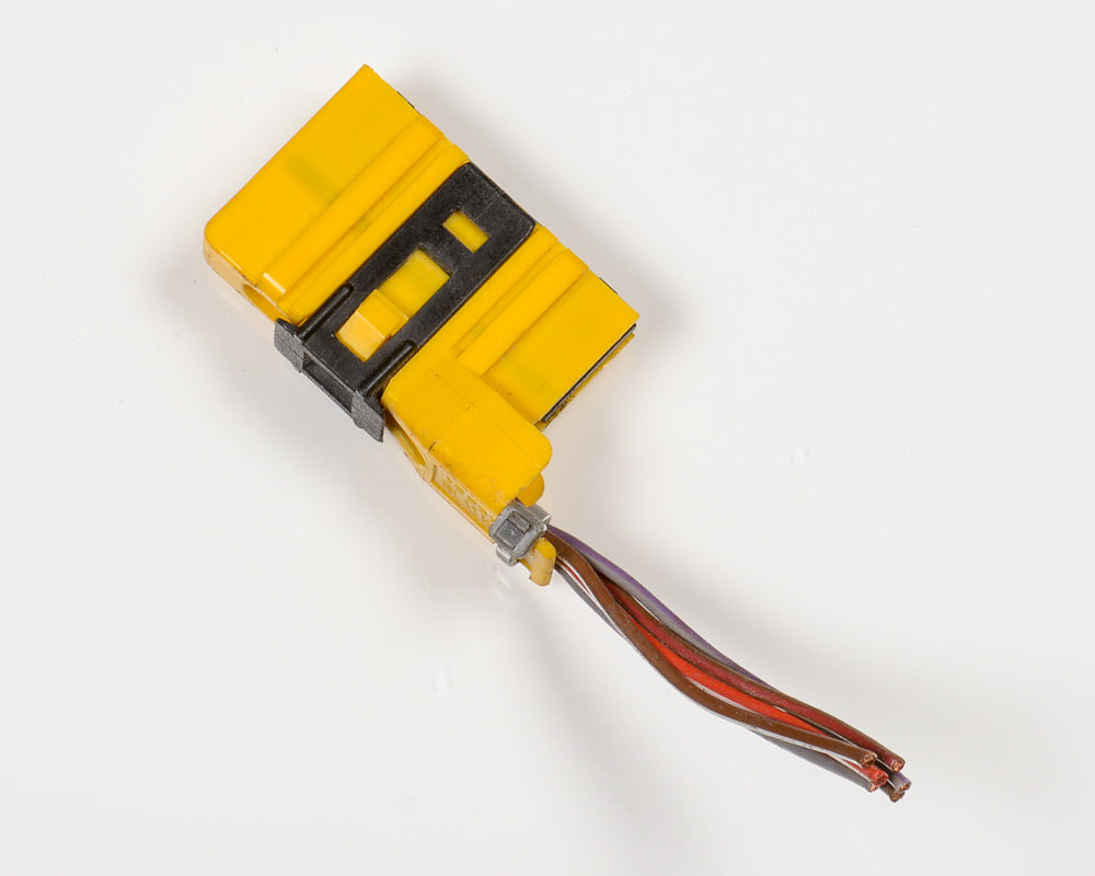 BMW E30 Speedometer Yellow Connector Pig Tail