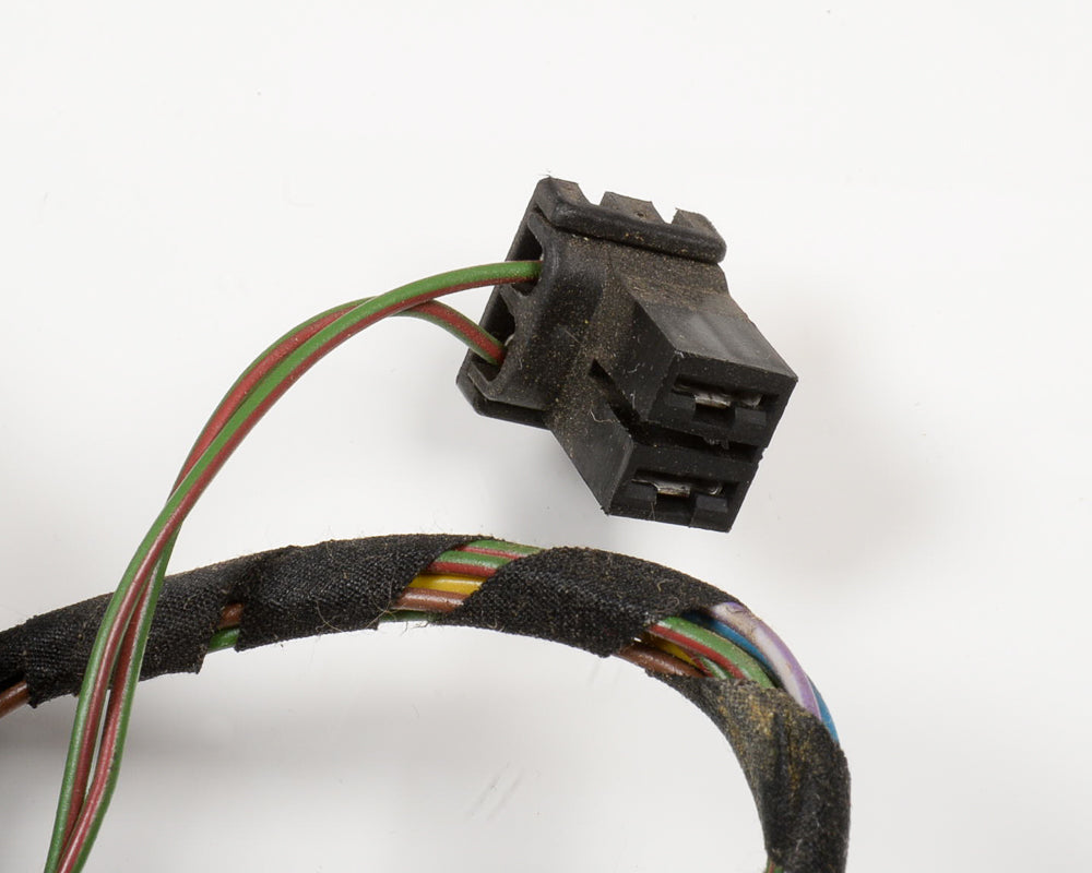 BMW E30 1984-1987 Cruise Control Wire Harness  61121372793