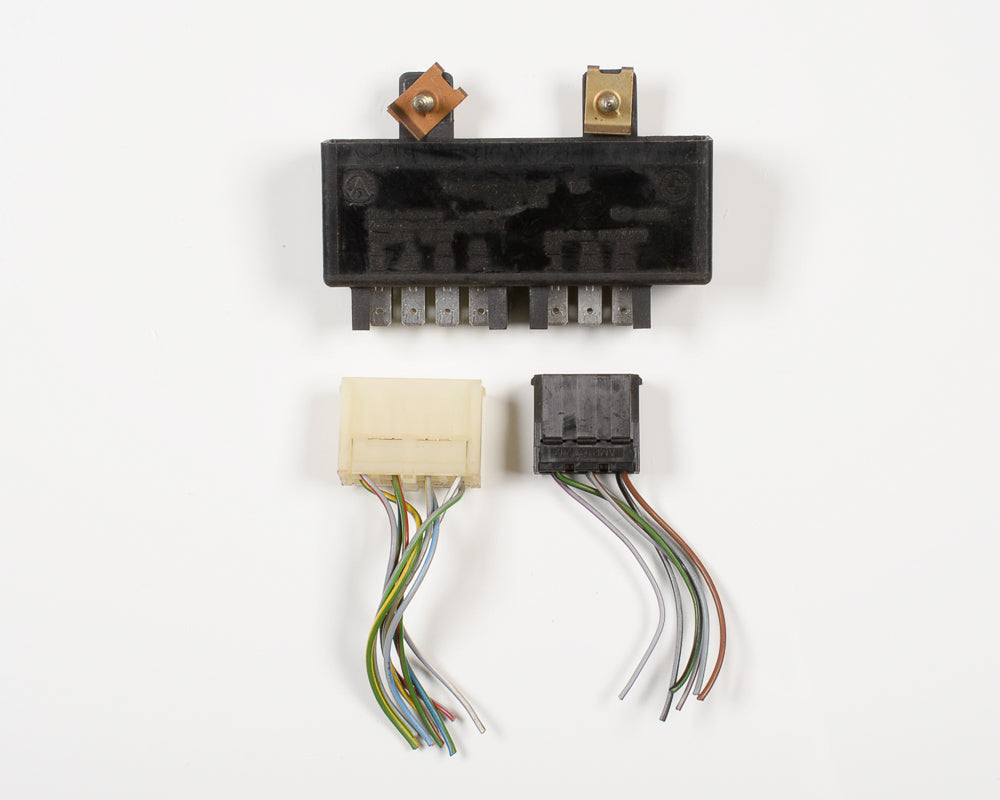 BMW E30 1984-91 Check Control Relay Connector Pig Tail 325 325e 325i 325is 325ic