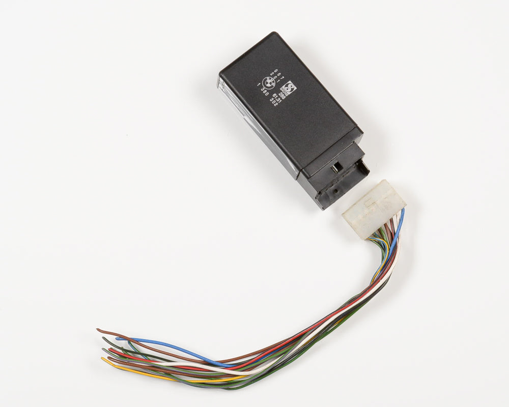 BMW E30 1984-91 Door Lock Relay Control Module Connector Pig Tail 325e 325i 325is