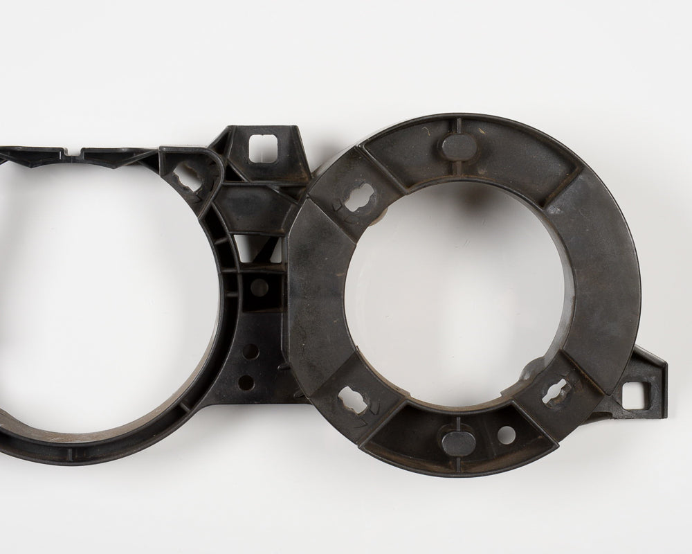 BMW E30 Passenger Side Ellipsoid Headlight Bracket 63121385602