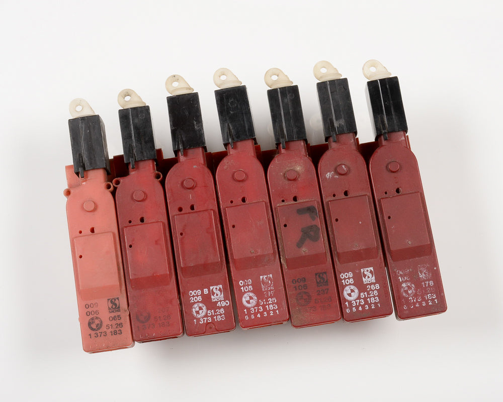 BMW E30 1984-90 Passengers Front Door Lock Actuator 51261373183