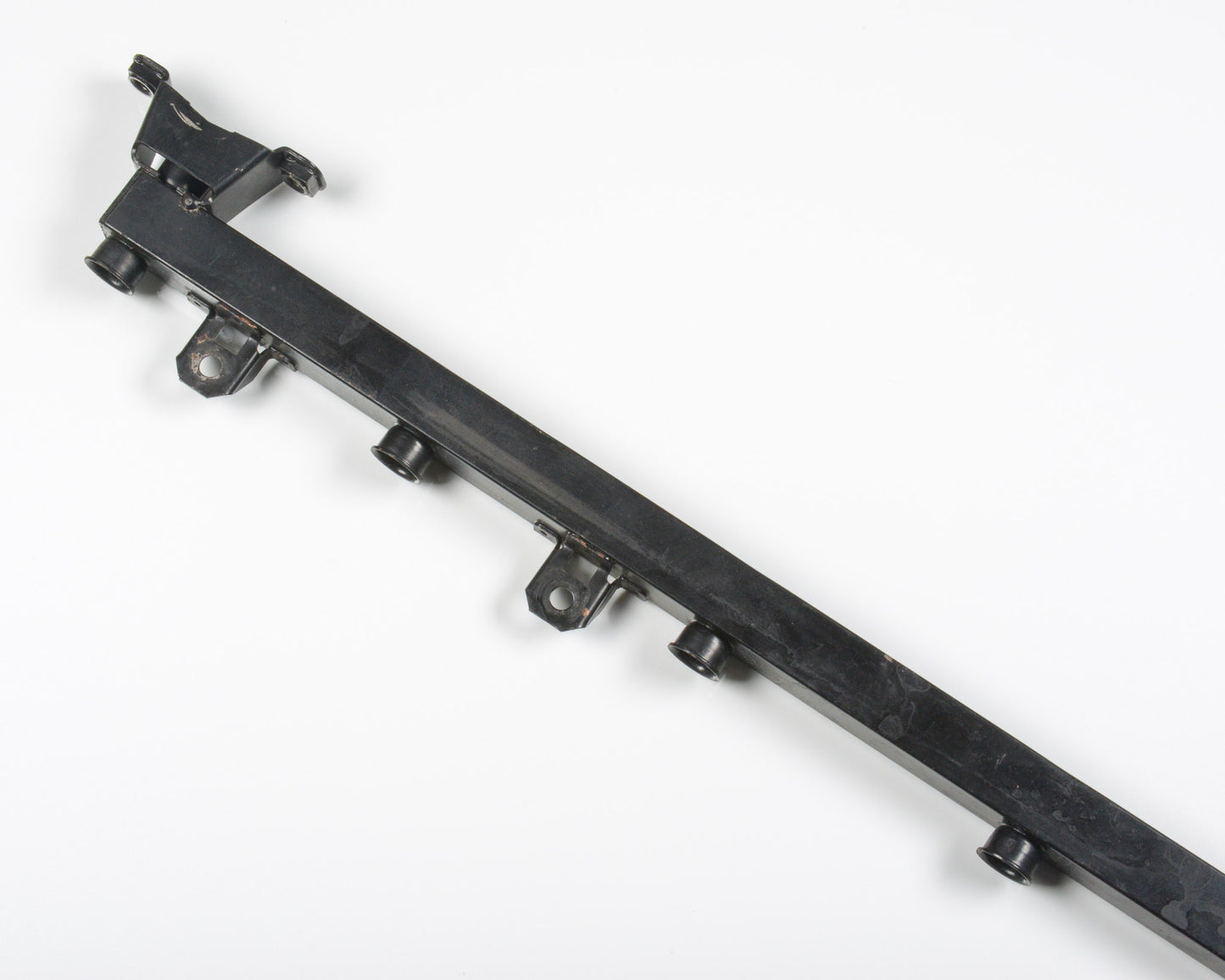 BMW E24 E32 E34 Fuel Rail Injection Tube  13531719916