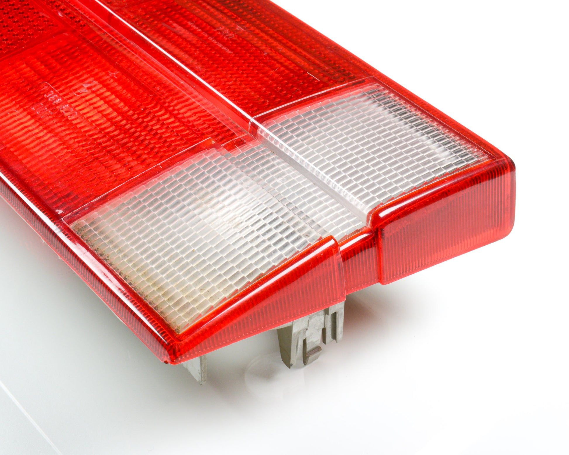 BMW E30 1984-1987 Early Model Driver Side Tail Light  63211368823