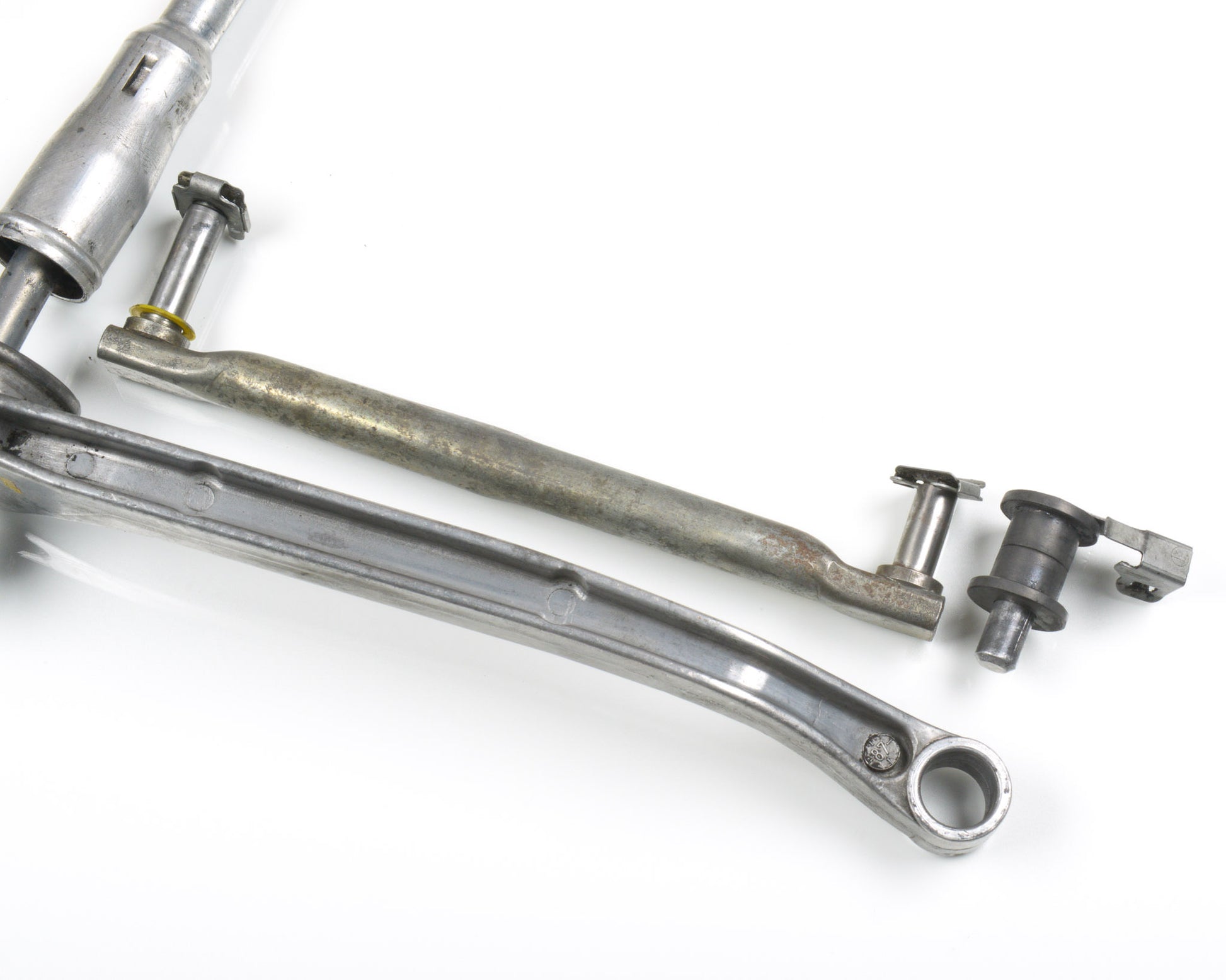 BMW E30 5-Speed Manual Shift Linkage Shifter Assembly  25111221201