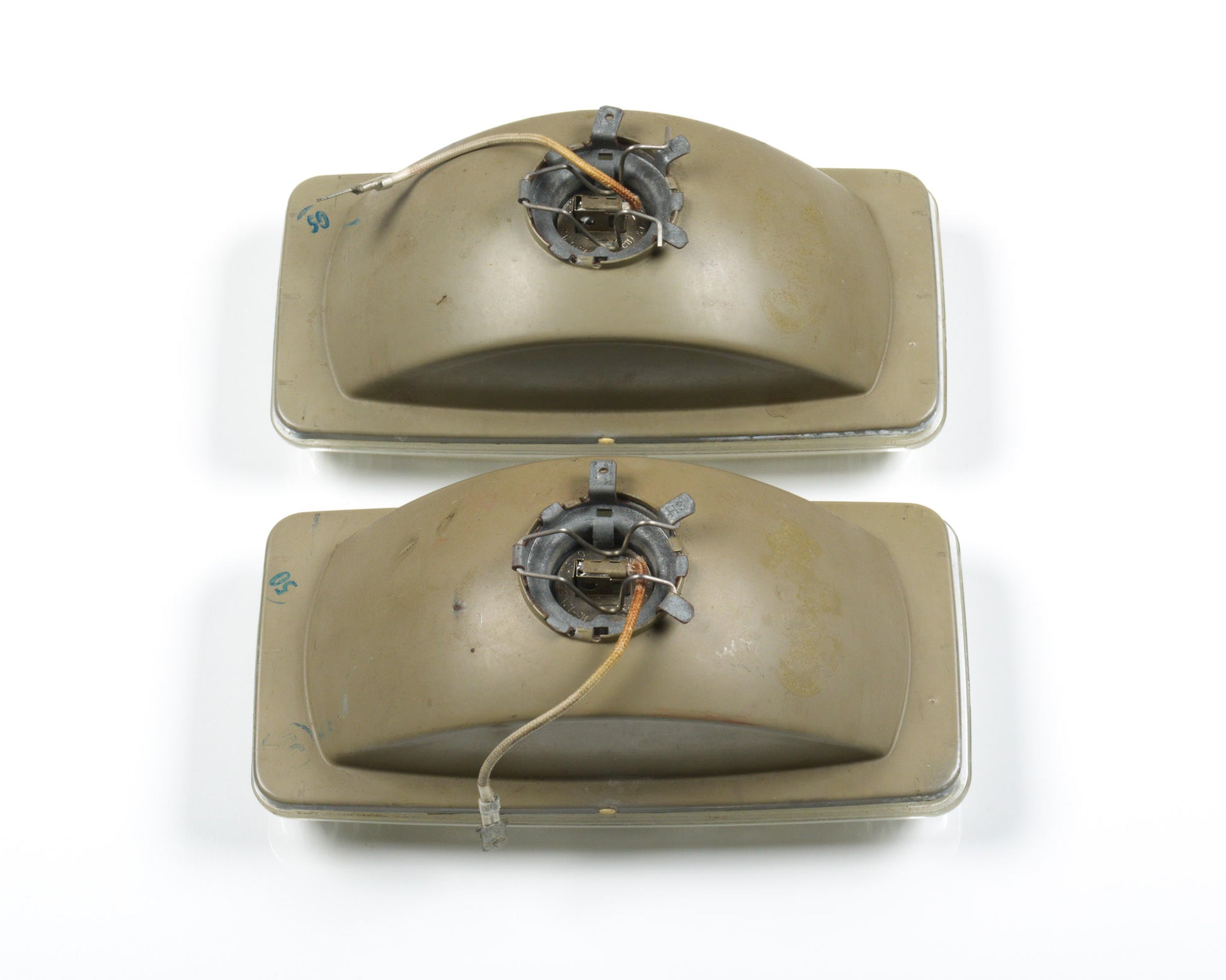 BMW E30 Cow Catcher Spoiler Fog Light Set  301 126 259-00
