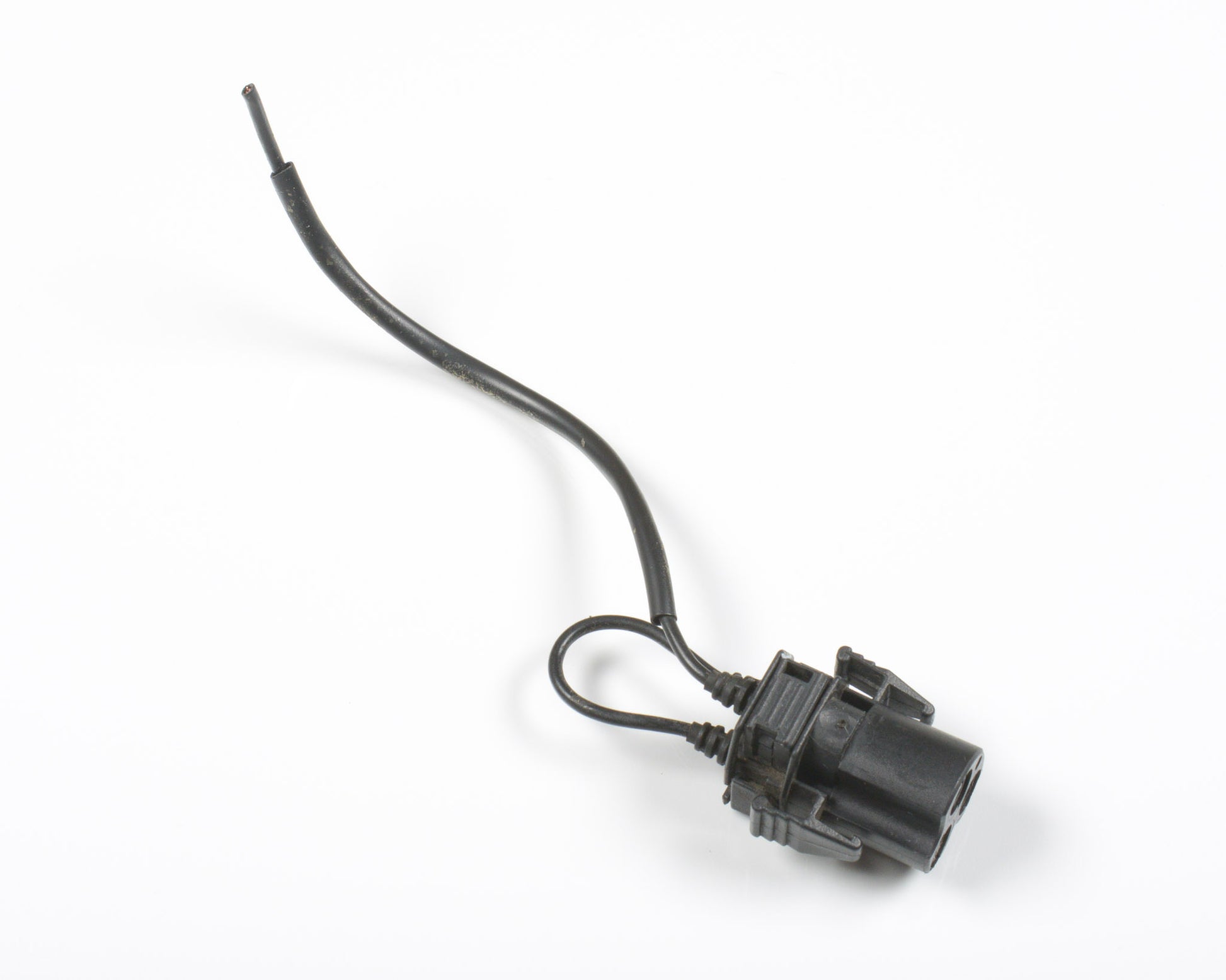 BMW E30 HVAC AC Compressor Connector Pig Tail