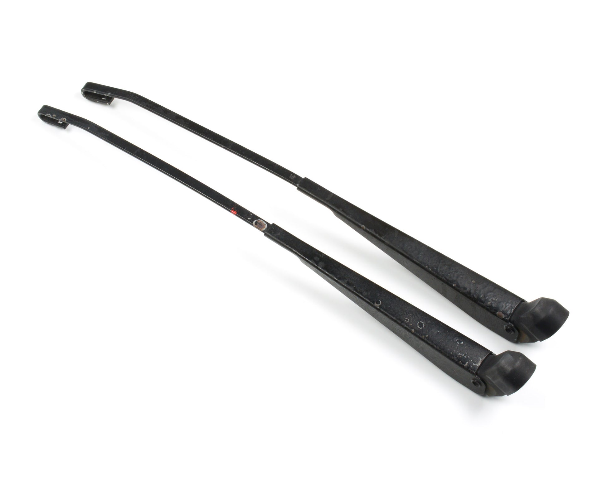 BMW E30 Left and Right Side Wiper Arm Set with Covers  61611372557  61611372558