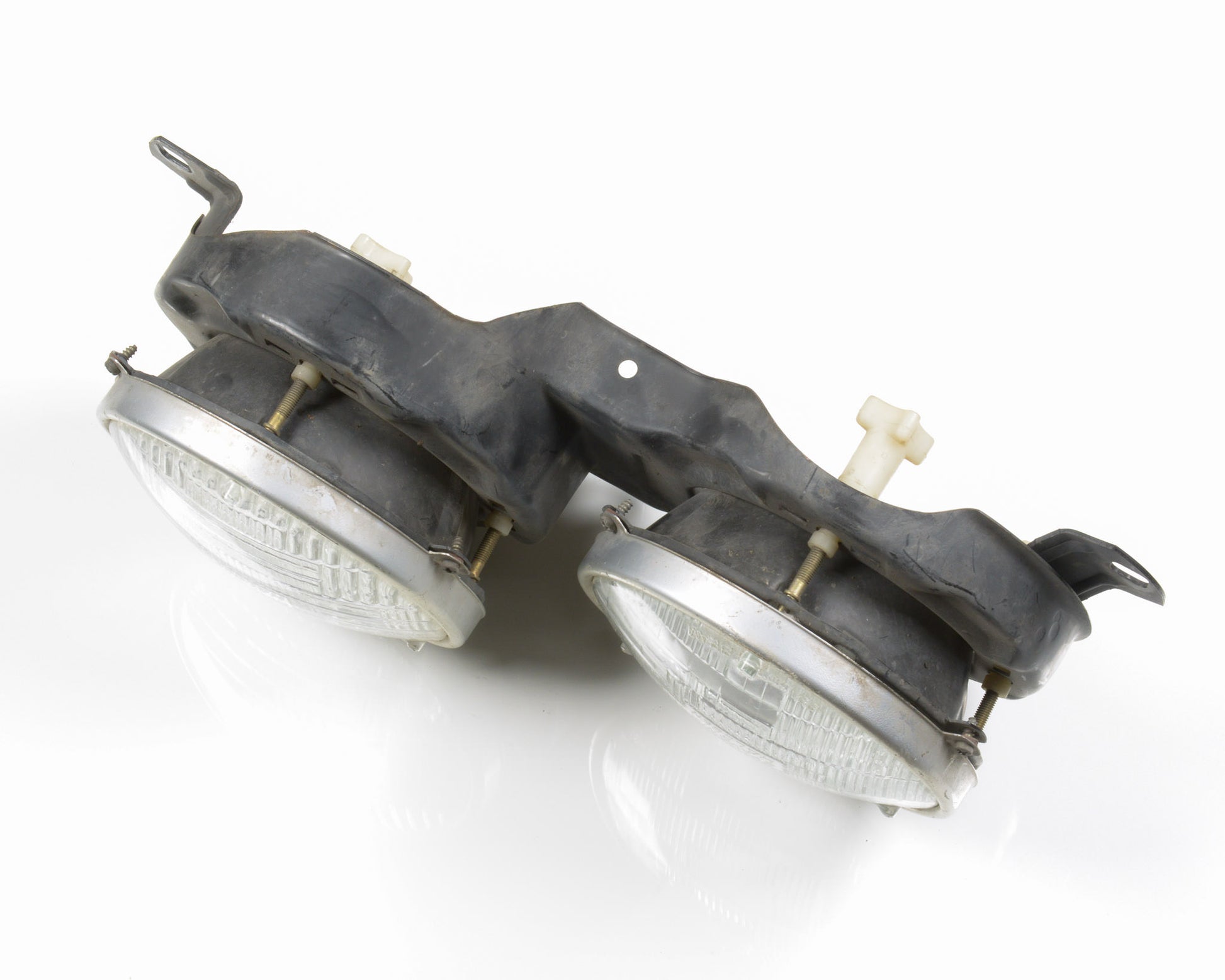 BMW E30 Passenger Right Side Headlight Assembly  63121370854