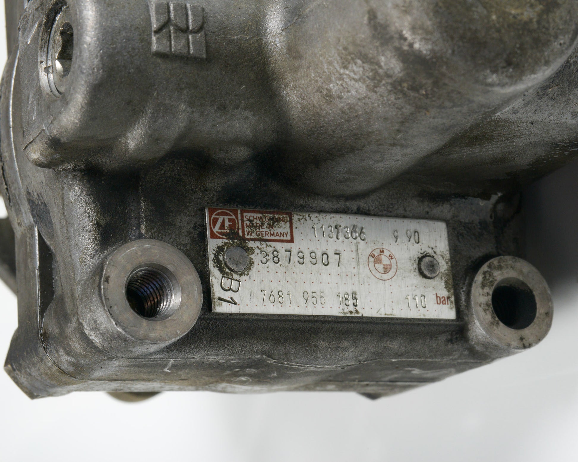 BMW E30 Power Steering Pump M42 318is ZF 100 Bar  32411141206