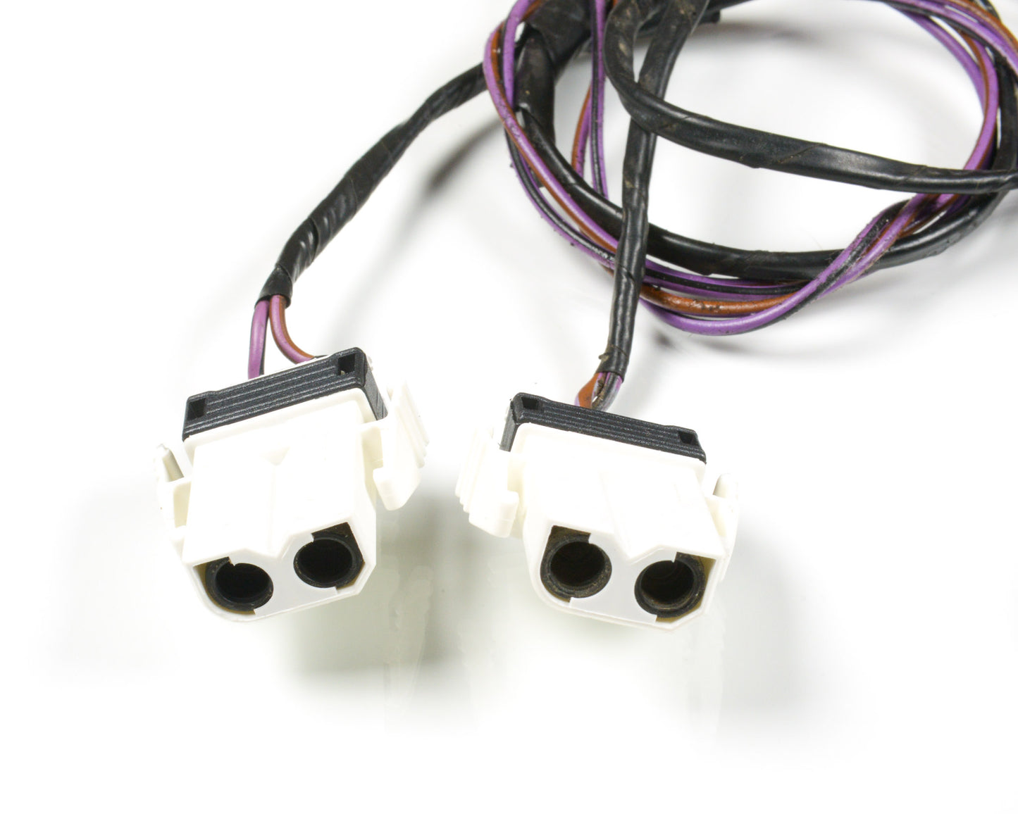 BMW E30 Smiley Ellipsoid Euro Headlight Connector Pig Tails