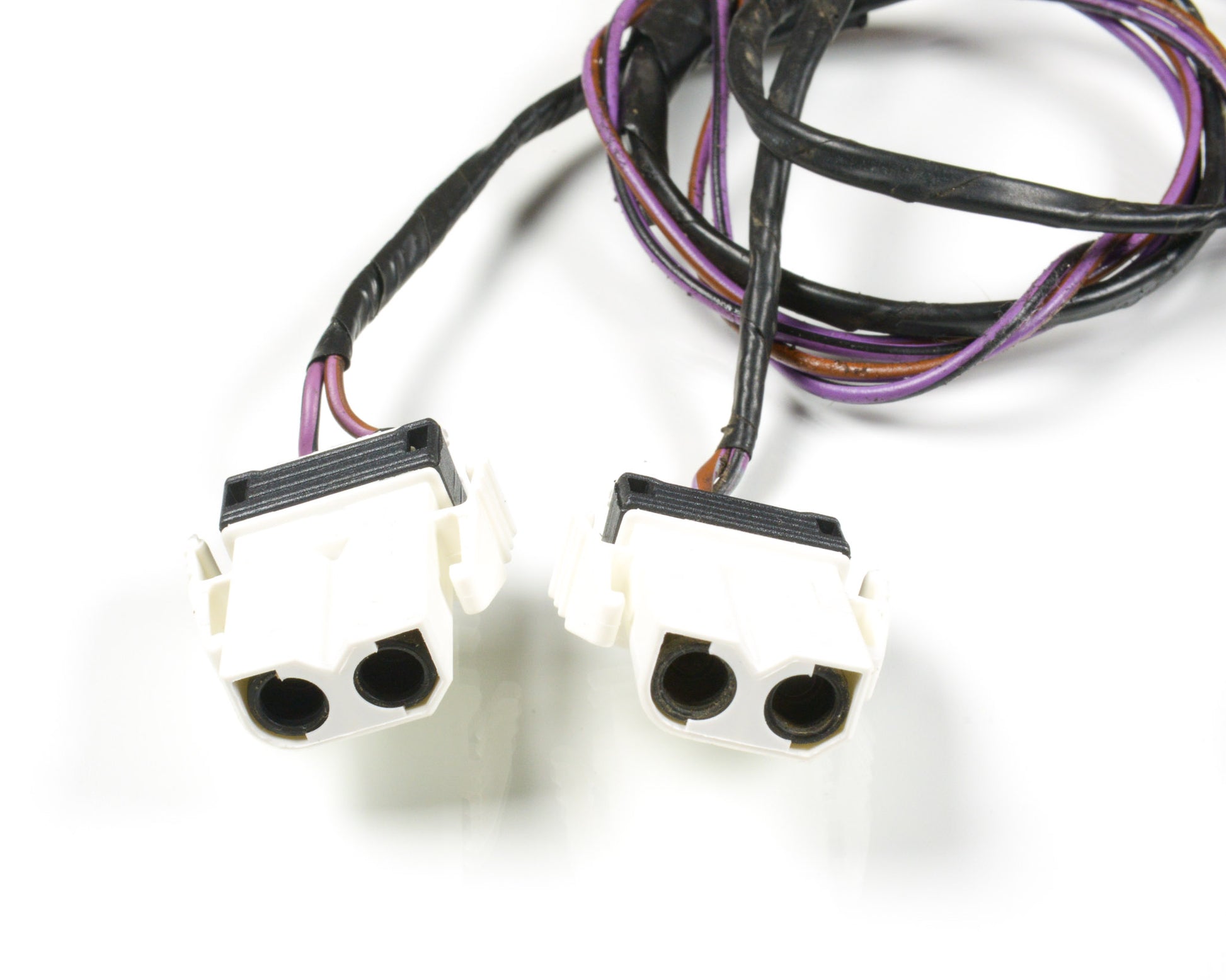 BMW E30 Smiley Ellipsoid Euro Headlight Connector Pig Tails