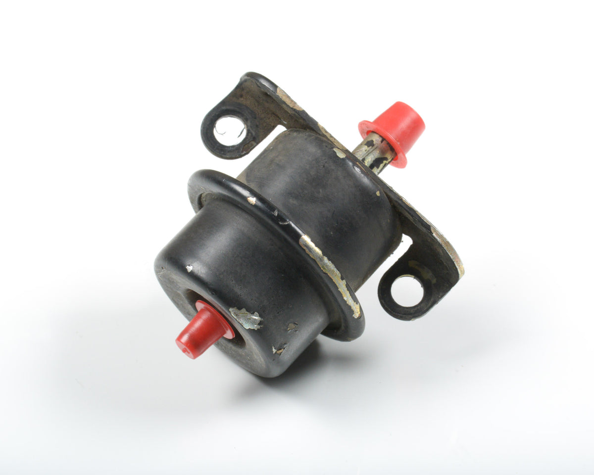 BMW E32 M30 Fuel Pressure Regulator  13531711543