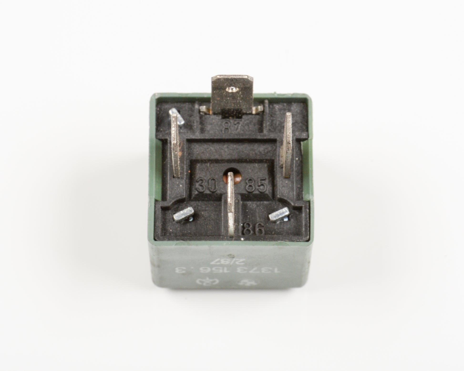 19BMW E30 Fuse Box Relay Green 1373 156.3 1373156 – Premier Bavarian
